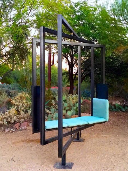Etazin Square Chair